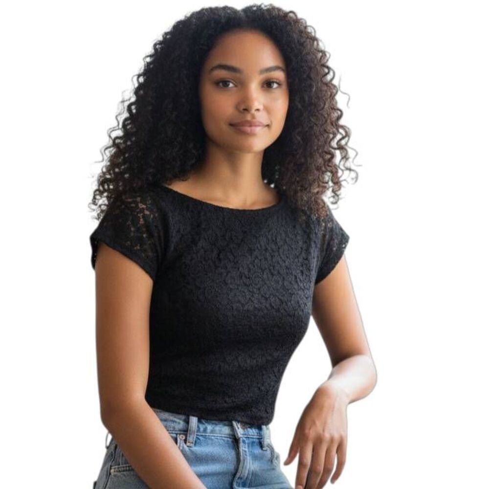 ANGL BLACK LACE CROP TOP SZ.M EUC.